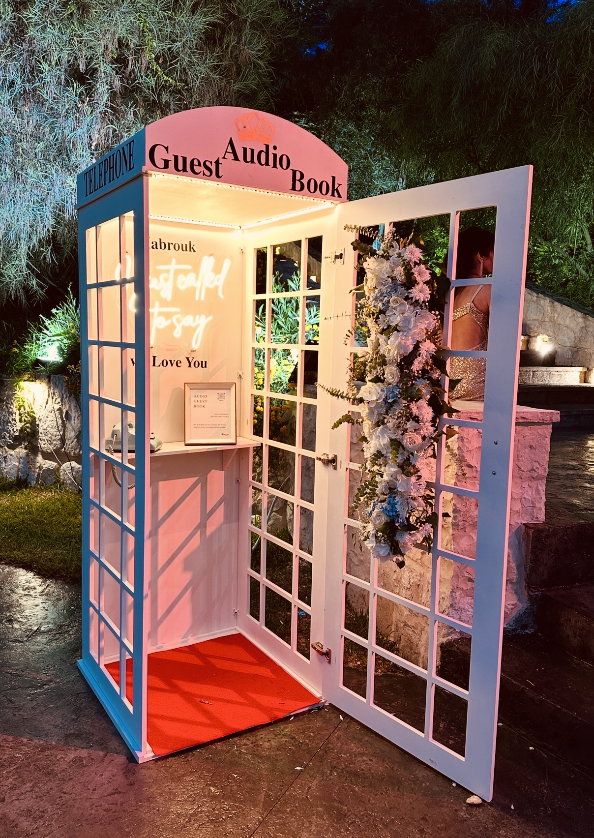 Mirror Photobooth Lebanon | 360 Photo Booth | Wedding Entertainment ...